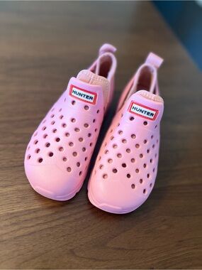 NEW Hunter Kids' Pink Slip-On shoes